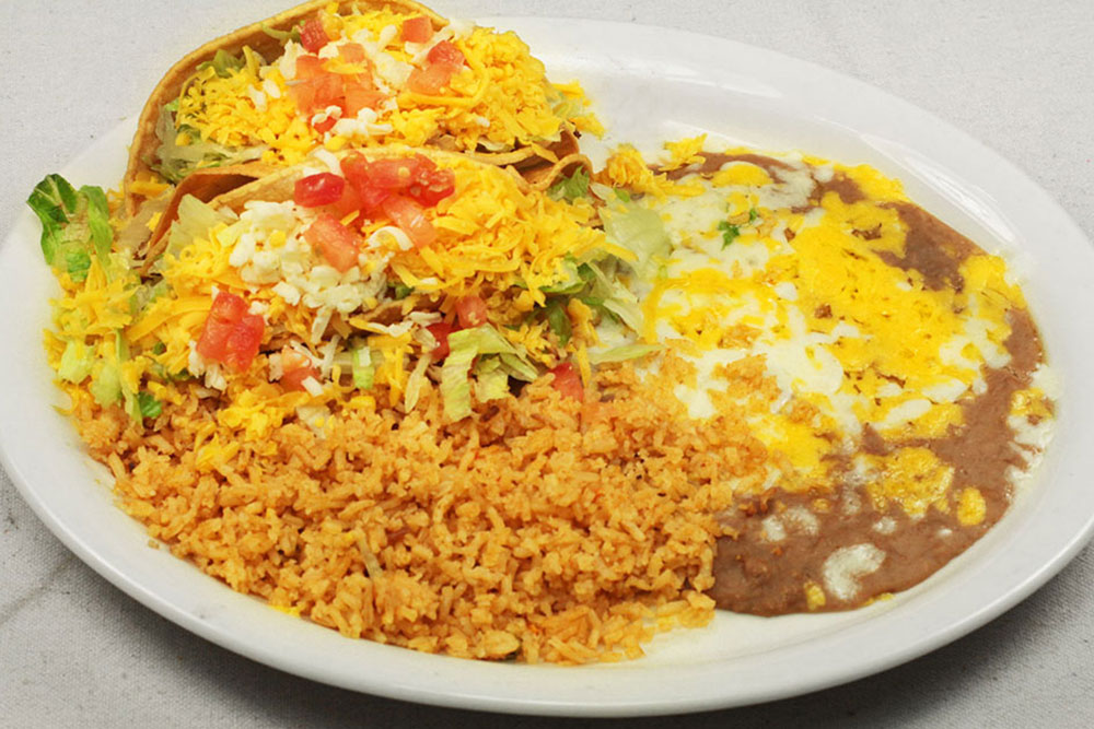 La Casita Cafe combination plates image menu